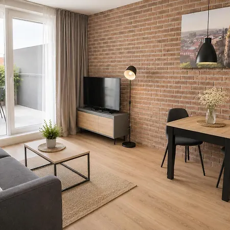 7-atrium Living Sturova, Center * קושיצה