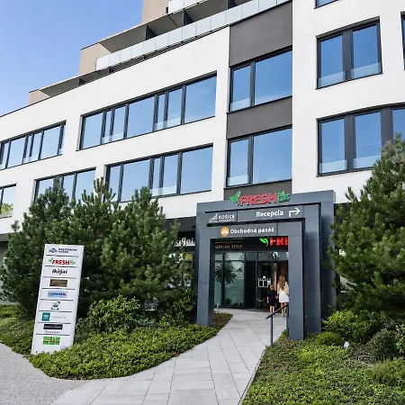 7-atrium Living Sturova, Center קושיצה